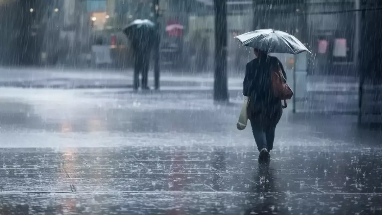 مساحة تفوق التوقعات.. لماذا أعلنت هيئة الأرصاد حالة الطوارئ في منطقة الخطر؟